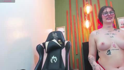 Snapshot of daniella_wild chatting on 20, 2, 2025 daniella online show from 20, 2, 2025