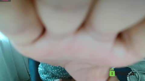 Snapshot of daniellavas chatting on 14, 5, 2026 JessicaWhite online show from 14, 5, 2026