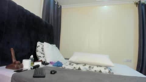 Snapshot of danielle_rock chatting on 17, 2, 2025 danielle_rock online show from 17, 2, 2025