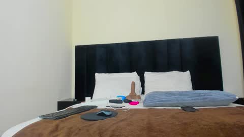 danielle_rock online show from 1, 2, 2026