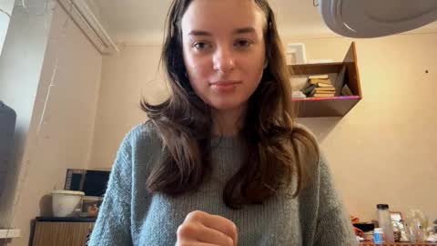 Mia online show from 27, 10, 2025