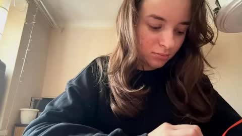 Mia online show from 29, 10, 2025