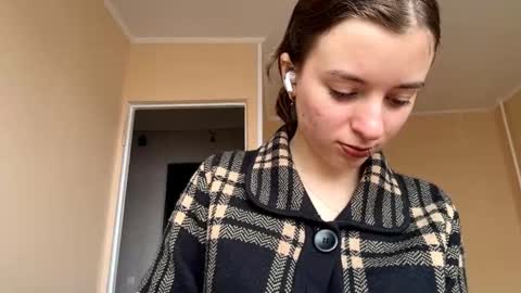 Mia online show from 1, 11, 2025