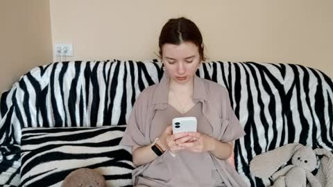 Mia online show from 2, 4, 2026