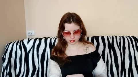 Mia online show from 14, 4, 2026