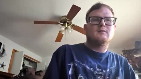 Snapshot of danielp_mod_cb chatting on 11, 9, 2025 Daniel    y. online show from 11, 9, 2025
