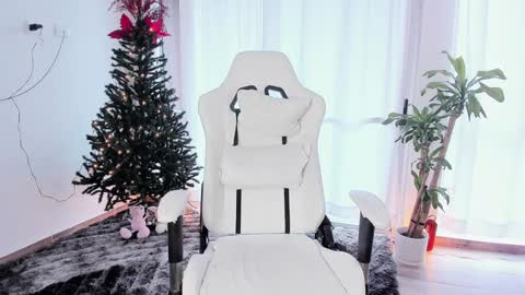 Daniela  online show from 27, 12, 2024