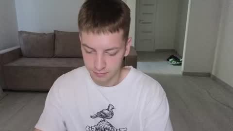 Snapshot of danila_trezzini chatting on 19, 6, 2026 danila online show from 19, 6, 2026