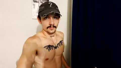 Snapshot of danilorenz0 chatting on 13, 6, 2026 Dani Lorenzo online show from 13, 6, 2026