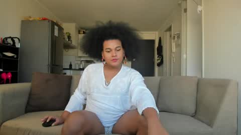 Snapshot of danisweet_ chatting on 28, 4, 2026 dani online show from 28, 4, 2026