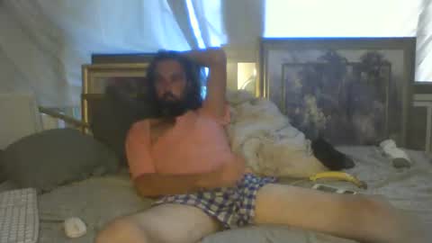 Snapshot of daniszyramaer chatting on 2, 10, 2025 ZyRaMaxx online show from 2, 10, 2025