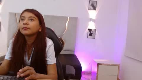 Danivilix Tay online show from 6, 10, 2025