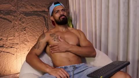 Dann saenz online show from 5, 4, 2026