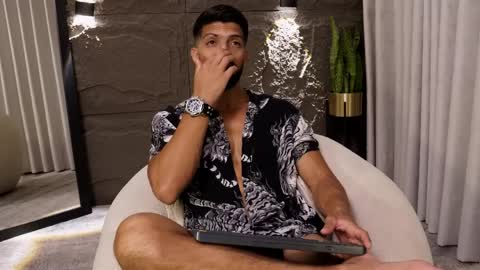 Dann saenz online show from 8, 4, 2026