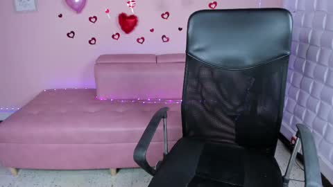 DannaBerry online show from 5, 3, 2025