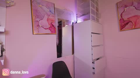 Danna Lovs online show from 23, 9, 2025