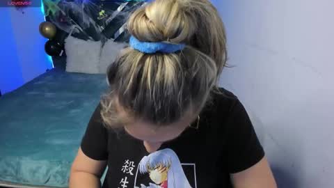 Snapshot of danna_martinezz chatting on 22, 10, 2025 Danna martinezz online show from 22, 10, 2025