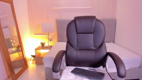 danna_palmeth online show from 15, 10, 2025