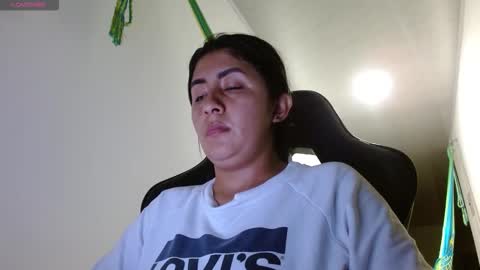 Snapshot of danna_peterson chatting on 25, 10, 2025 Danna online show from 25, 10, 2025