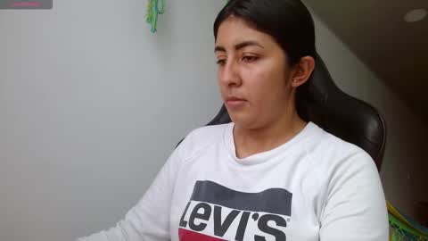 Snapshot of danna_peterson chatting on 28, 10, 2025 Danna online show from 28, 10, 2025