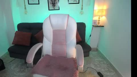 Danna online show from 16, 12, 2025