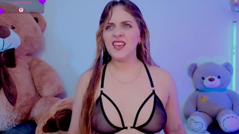 Snapshot of dannacouper_ chatting on 22, 5, 2026 Danna online show from 22, 5, 2026