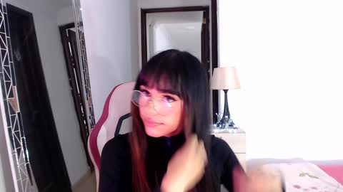 Snapshot of dannadoll69 chatting on 17, 1, 2025 Dannamunoz130 online show from 17, 1, 2025