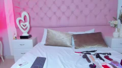 Snapshot of dannaflame_ chatting on 29, 4, 2026 Danna online show from 29, 4, 2026