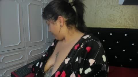 Danna Garza online show from 23, 1, 2025