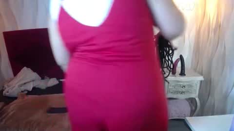 Danna Garza online show from 23, 11, 2025