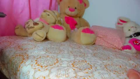 Danna Sofia jeins online show from 6, 10, 2025