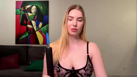 dannamissss online show from 13, 12, 2024