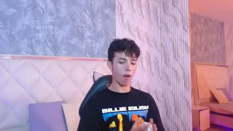 danni_tay online show from 19, 5, 2026