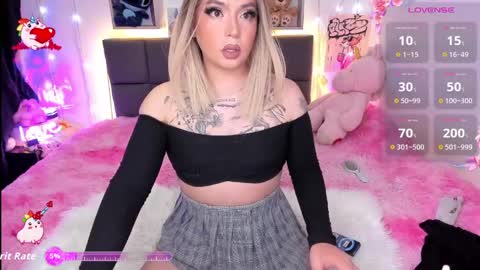 dannia_13 online show from 9, 6, 2026