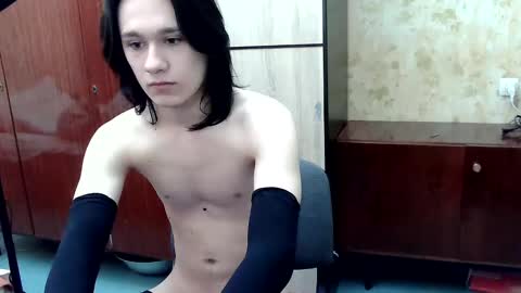 Snapshot of danniielll chatting on 7, 3, 2025 HilmarZ online show from 7, 3, 2025