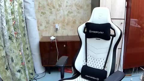 Snapshot of danniielll chatting on 18, 9, 2025 HilmarZ online show from 18, 9, 2025