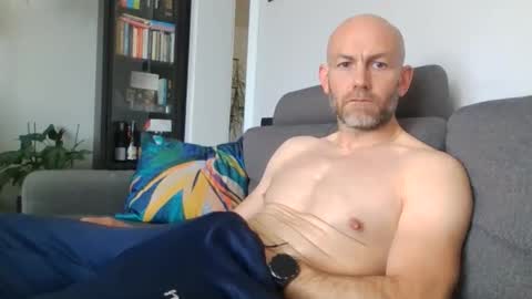 Snapshot of danny81boy chatting on 29, 5, 2026 danny81boy online show from 29, 5, 2026