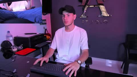 danny_and_lara online show from 21, 9, 2025