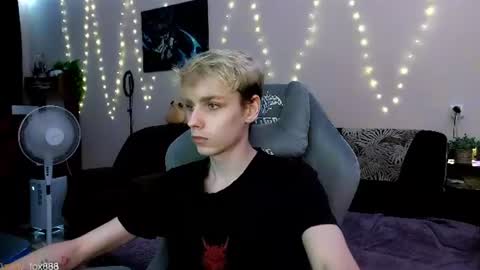 Snapshot of danny_fox888 chatting on 14, 7, 2026 Daniel online show from 14, 7, 2026