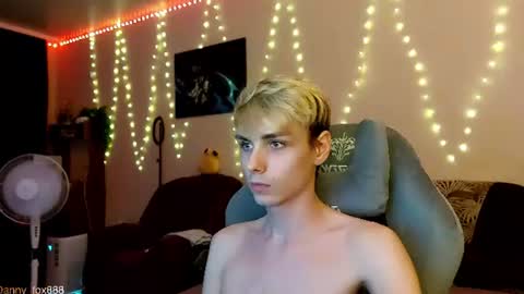 Snapshot of danny_fox888 chatting on 15, 7, 2026 Daniel online show from 15, 7, 2026