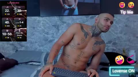 Snapshot of danny_wilson1 chatting on 5, 11, 2025 Danny Willson online show from 5, 11, 2025