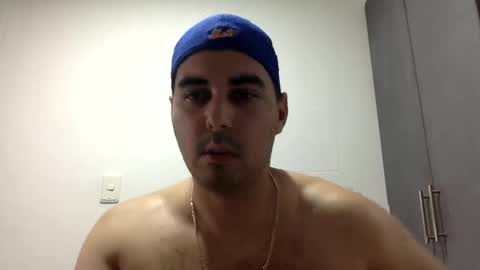 Snapshot of dannyhot9 chatting on 4, 1, 2025 Dannyhot9 online show from 4, 1, 2025