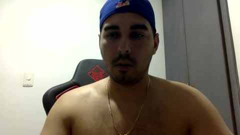 Snapshot of dannyhot9 chatting on 19, 1, 2025 Dannyhot9 online show from 19, 1, 2025