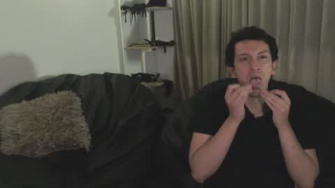 Snapshot of danruiz33 chatting on 31, 12, 2024 Dan online show from 31, 12, 2024