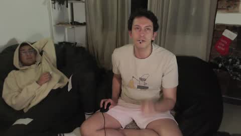 Snapshot of danruiz33 chatting on 6, 1, 2025 Dan online show from 6, 1, 2025