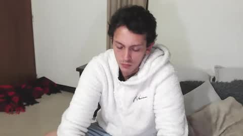 Snapshot of danruiz33 chatting on 11, 1, 2025 Dan online show from 11, 1, 2025