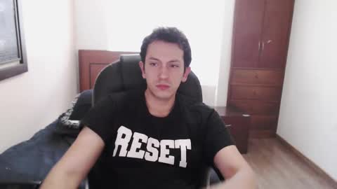 Snapshot of danruiz33 chatting on 9, 2, 2025 Dan online show from 9, 2, 2025