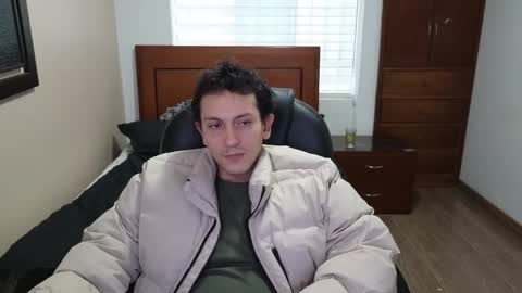 Snapshot of danruiz33 chatting on 13, 2, 2025 Dan online show from 13, 2, 2025