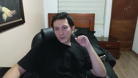 Snapshot of danruiz33 chatting on 14, 2, 2025 Dan online show from 14, 2, 2025