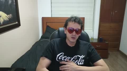 Snapshot of danruiz33 chatting on 15, 2, 2025 Dan online show from 15, 2, 2025